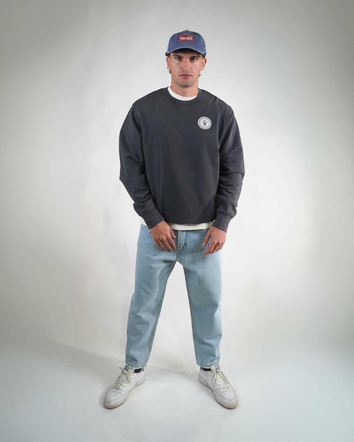 CARBON BLACK SWEATSHIRT