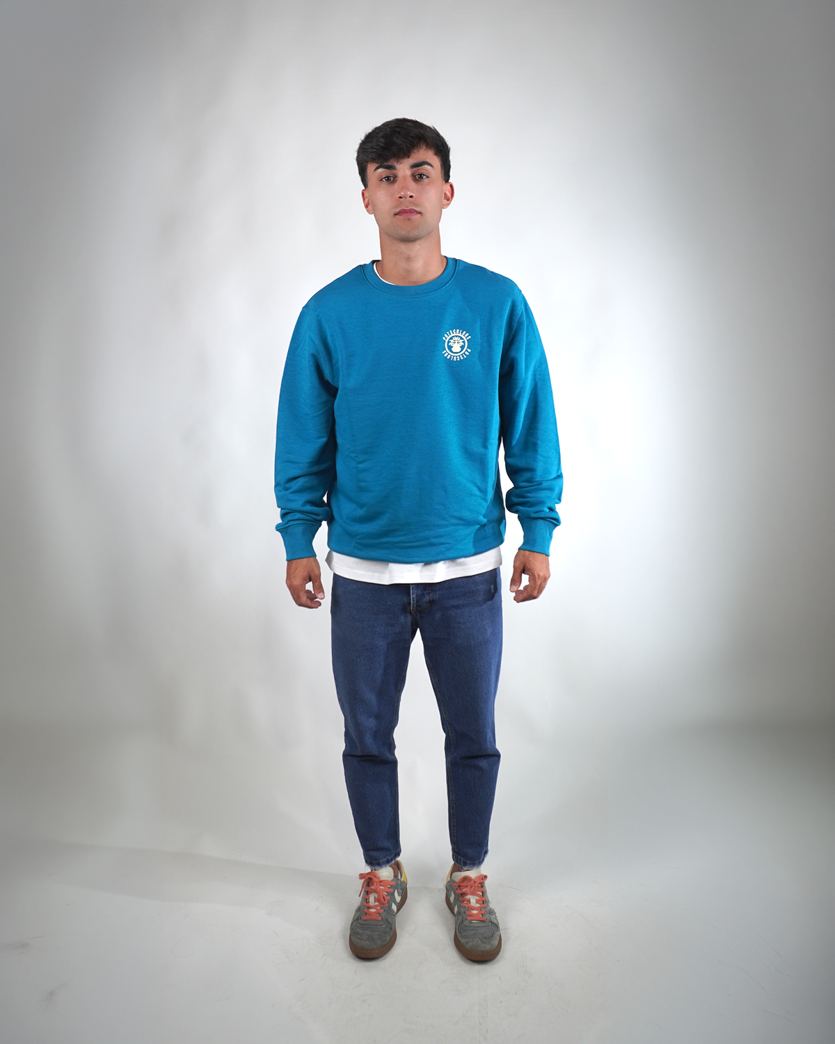 BLUE ESSENTIAL