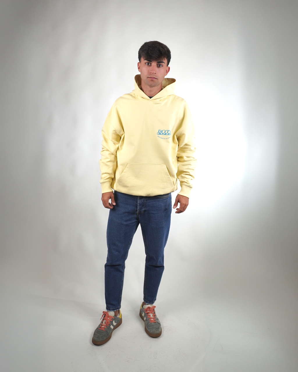 YELLOW RIOT