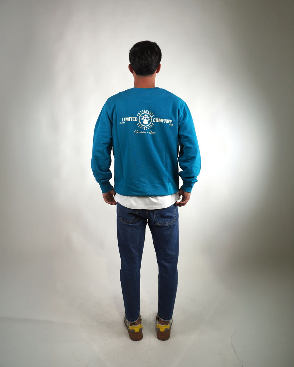 BLUE ESSENTIAL
