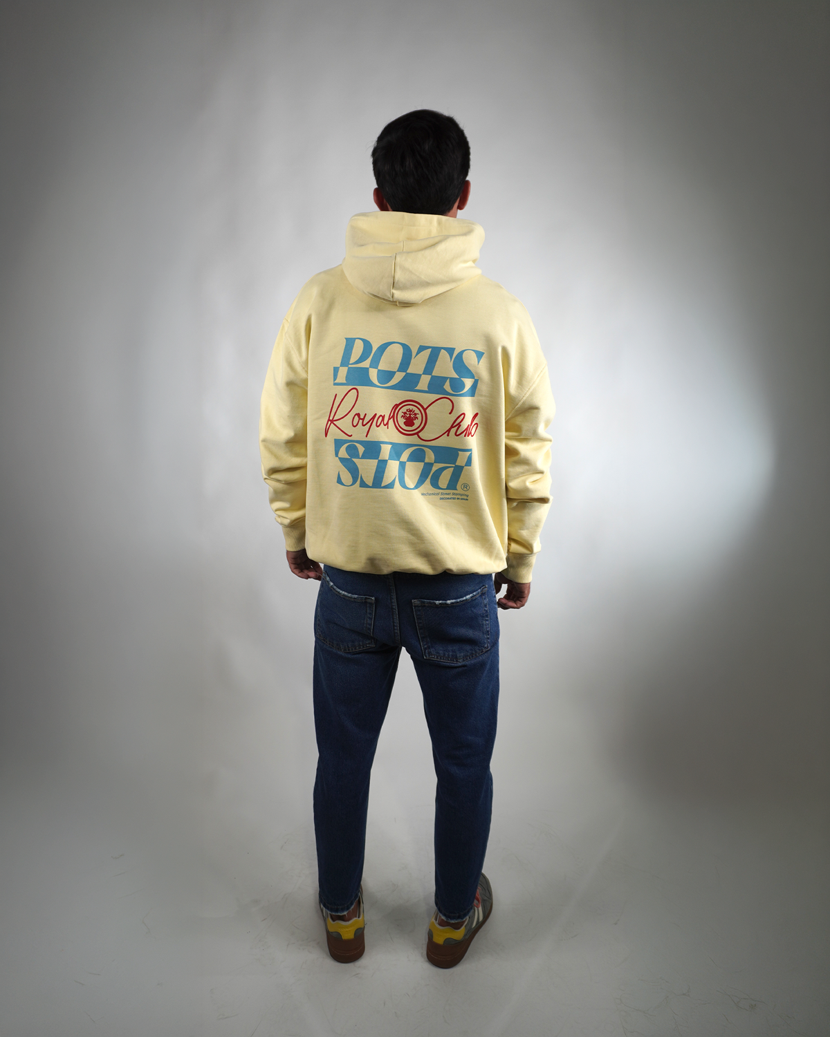 YELLOW RIOT