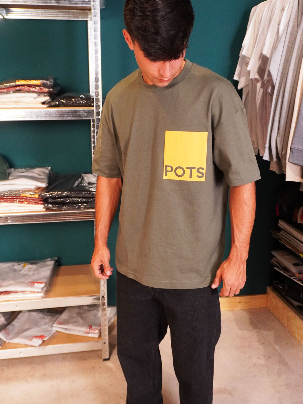 ORANGE SQUARE T-SHIRT