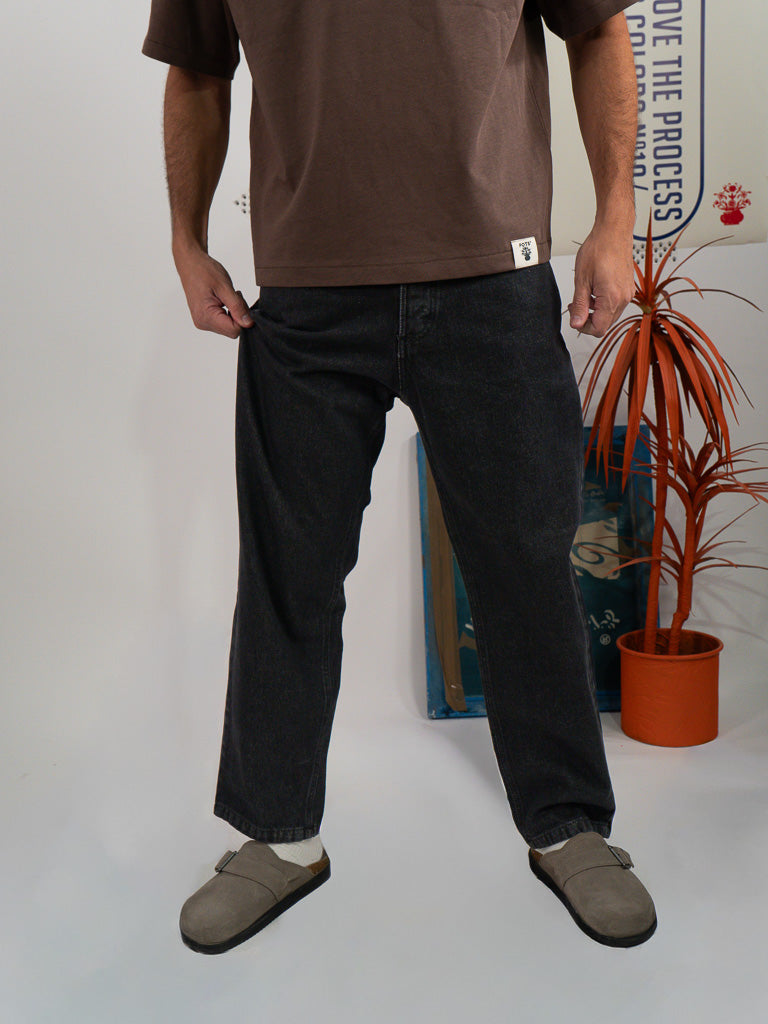STRAIGHT JEANS BLACK