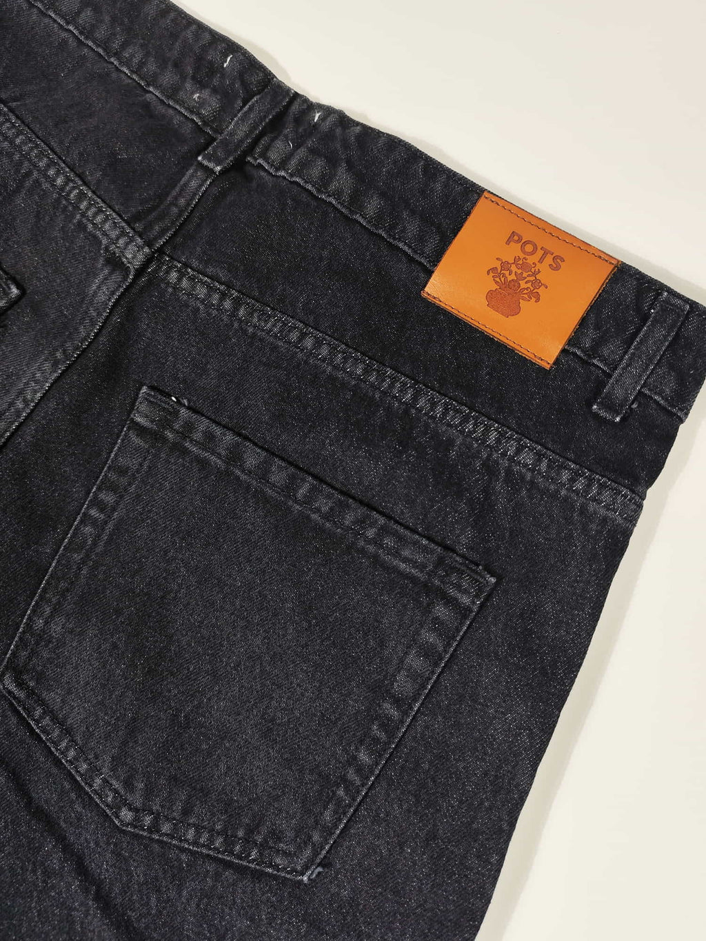 STRAIGHT JEANS BLACK